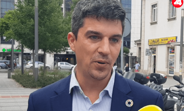 El concejal Daniel Fernandez pide la retirada del festival de rock fascista