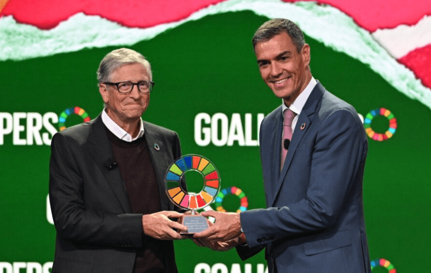 El premio Global Goalkeeper 2025 de Bill Gates a Sánchez, símbolo del globalismo de la Agenda 2030, es ejemplo de compromiso El premio Global Goalkeeper 2025 de Bill Gates a Sánchez, símbolo del globalismo de la Agenda 2030, es ejemplo de compromiso