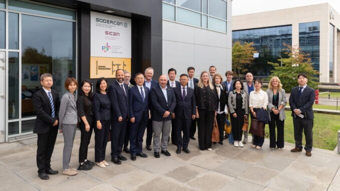 Cantabria presenta el centro logístico de La Pasiega ante una delegación institucional y empresarial de China